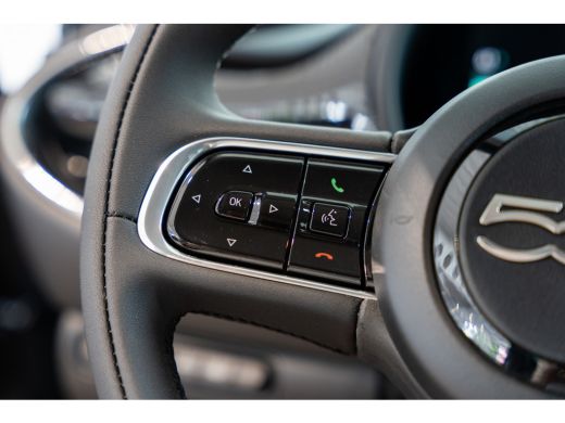 Fiat 500 Urban 42 kWh | Style Pack | Climate Controle | Apple Carplay & Android Auto | Lichtmetalen velgen | ActivLease financial lease