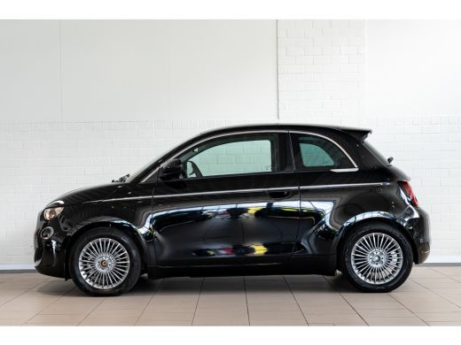 Fiat 500 Urban 42 kWh | Style Pack | Climate Controle | Apple Carplay & Android Auto | Lichtmetalen velgen | ActivLease financial lease