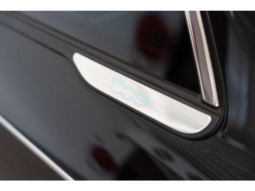 Fiat 500 Urban 42 kWh | Style Pack | Climate Controle | Apple Carplay & Android Auto | Lichtmetalen velgen | ActivLease financial lease