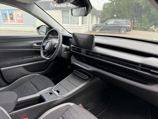 Jeep Avenger Longitude 54 kWh | Navi | Carplay | Stoelverwarming | ActivLease financial lease