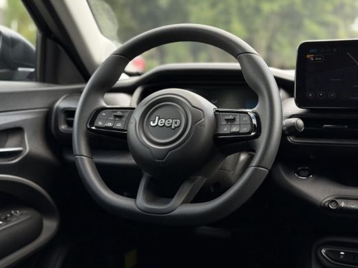 Jeep Avenger Longitude 54 kWh | Navi | Carplay | Stoelverwarming | ActivLease financial lease