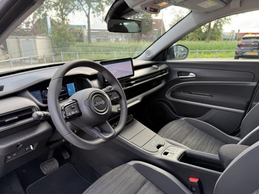 Jeep Avenger Longitude 54 kWh | Navi | Carplay | Stoelverwarming | ActivLease financial lease