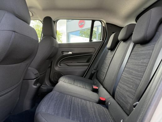 Jeep Avenger Longitude 54 kWh | Navi | Carplay | Stoelverwarming | ActivLease financial lease