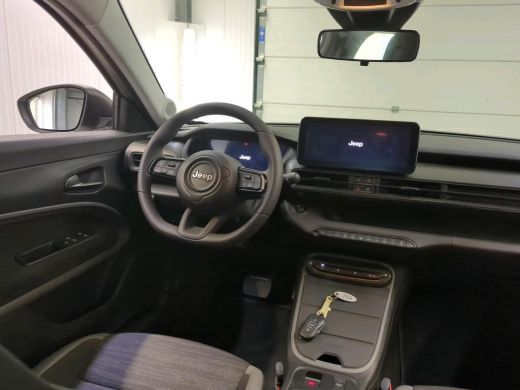 Jeep Avenger Longitude 54 kWh | Navi | Carplay | Stoelverwarming | ActivLease financial lease