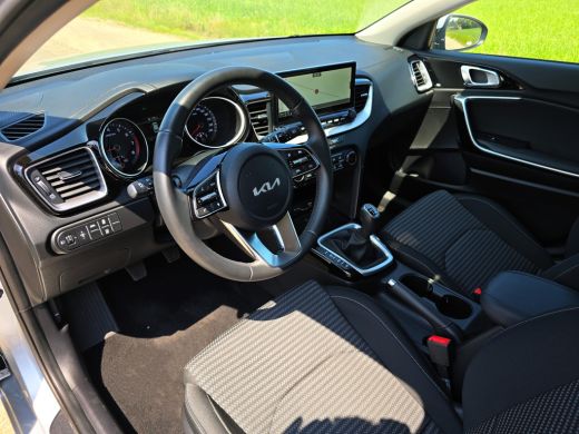 Kia Ceed 1.0 T-GDi - 120 Pk - Euro 6 - Navi - ParkeerCamera - AppleCarplay AndroidAuto ActivLease financial lease