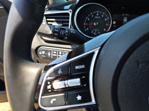 Kia Ceed 1.0 T-GDi - 120 Pk - Euro 6 - Navi - ParkeerCamera - AppleCarplay AndroidAuto ActivLease financial lease