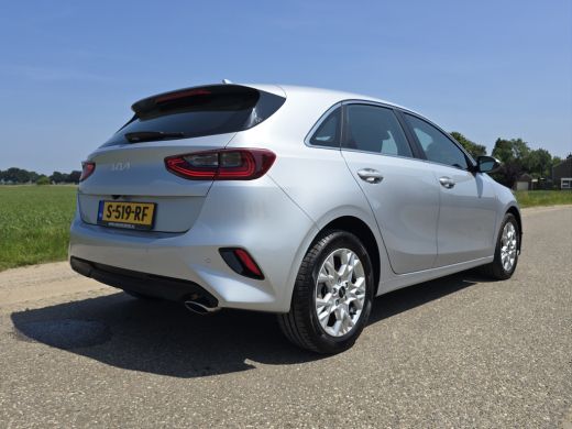 Kia Ceed 1.0 T-GDi - 120 Pk - Euro 6 - Navi - ParkeerCamera - AppleCarplay AndroidAuto ActivLease financial lease