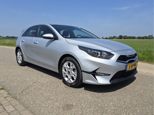 Kia Ceed 1.0 T-GDi - 120 Pk - Euro 6 - Navi - ParkeerCamera - AppleCarplay AndroidAuto ActivLease financial lease