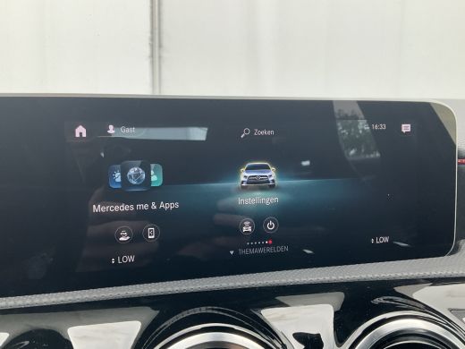 Mercedes-Benz A-Klasse 160 Business Solution AMG Line Carplay Stoelverw Led NL-Auto 31.841KM! ActivLease financial lease