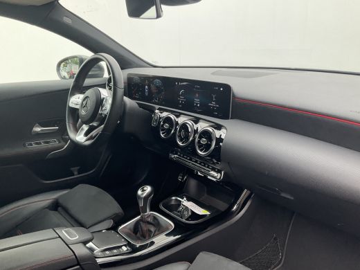 Mercedes-Benz A-Klasse 160 Business Solution AMG Line Carplay Stoelverw Led NL-Auto 31.841KM! ActivLease financial lease