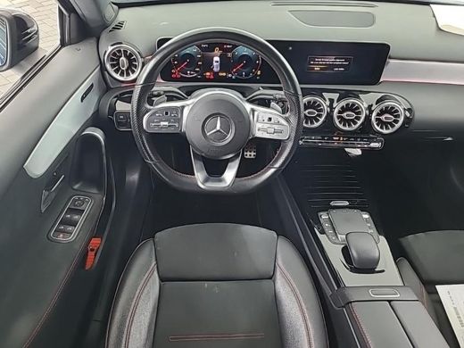 Mercedes-Benz A-Klasse 180d Aut. Business Sol. AMG | Navi | Camera | Sfeer | ActivLease financial lease