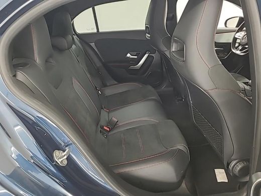 Mercedes-Benz A-Klasse 180d Aut. Business Sol. AMG | Navi | Camera | Sfeer | ActivLease financial lease