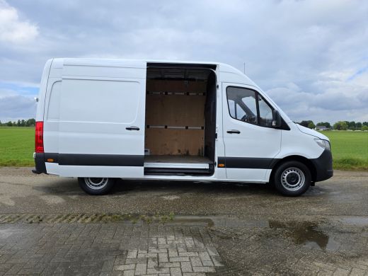Mercedes-Benz Sprinter 315 1.9 CDI L2 H2 RWD - 150 Pk - Euro 6 - MBUX - ParkeerCamera - Airco - Cruise Control ActivLease financial lease
