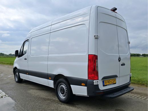 Mercedes-Benz Sprinter 315 1.9 CDI L2 H2 RWD - 150 Pk - Euro 6 - MBUX - ParkeerCamera - Airco - Cruise Control ActivLease financial lease