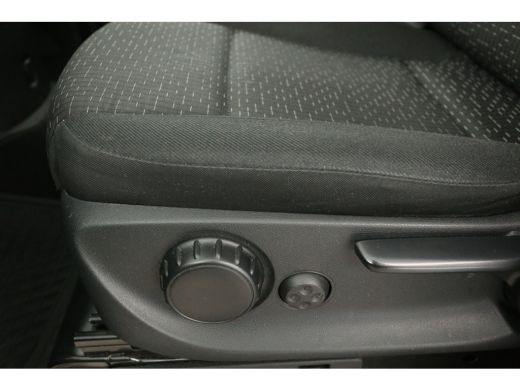 Mercedes-Benz Vito 114 CDI Lang Automaat Airco Cruise Camera Carplay Navigatie 3 Persoons LED 18''LMV ActivLease financial lease