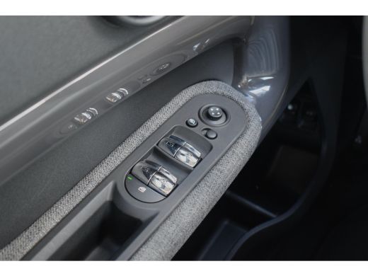 Mini Countryman 2.0 Cooper S E ALL4 Pepper | Sportstoelen | Cruise | Climate ActivLease financial lease
