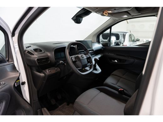 Opel Combo 1.5 BlueHDi 100 S&S L1 | 3 Zitplaatsen | Parkeersensoren | Apple Carplay & Android Auto | Elektri... ActivLease financial lease
