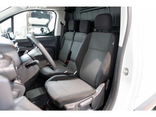 Opel Combo 1.5 BlueHDi 100 S&S L1 | 3 Zitplaatsen | Parkeersensoren | Apple Carplay & Android Auto | Elektri... ActivLease financial lease