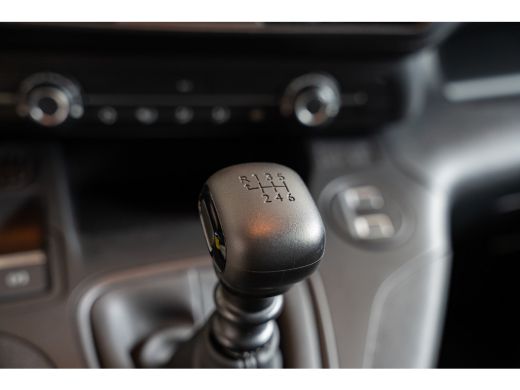 Opel Combo 1.5 BlueHDi 100 S&S L1 | 3 Zitplaatsen | Parkeersensoren | Apple Carplay & Android Auto | Elektri... ActivLease financial lease