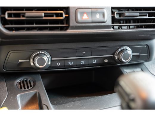 Opel Combo 1.5 BlueHDi 100 S&S L1 | 3 Zitplaatsen | Parkeersensoren | Apple Carplay & Android Auto | Elektri... ActivLease financial lease
