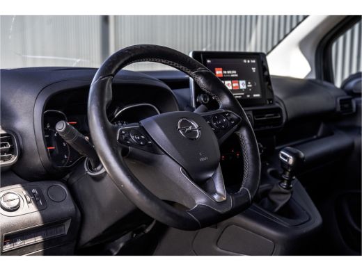 Opel Combo 1.5D Innovation | L2H1 | LED | CarPlay | Camera | Navi | Cruise | Airco | PDC | Euro 6 ActivLease financial lease