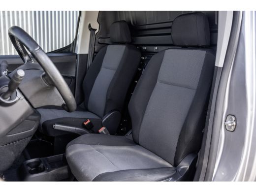 Opel Combo 1.5D Innovation | L2H1 | LED | CarPlay | Camera | Navi | Cruise | Airco | PDC | Euro 6 ActivLease financial lease