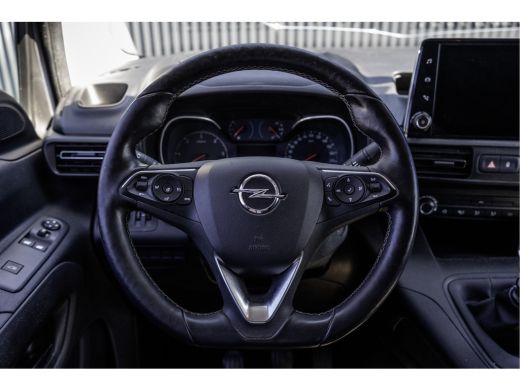 Opel Combo 1.5D Innovation | L2H1 | LED | CarPlay | Camera | Navi | Cruise | Airco | PDC | Euro 6 ActivLease financial lease