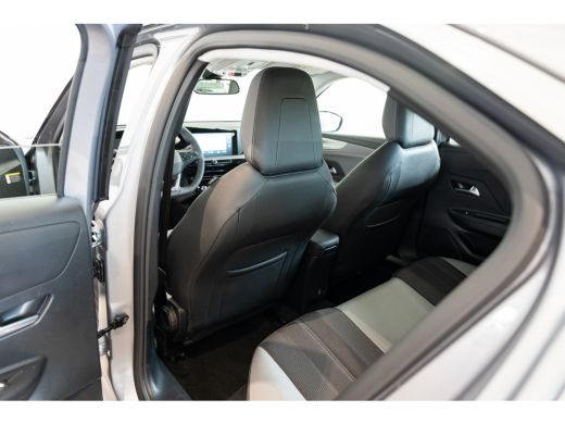 Opel Mokka 1.2 Turbo 130PK Elegance Automaat | Camera | Navigatie | Stoel & Stuurverwarming | Apple Carplay ... ActivLease financial lease