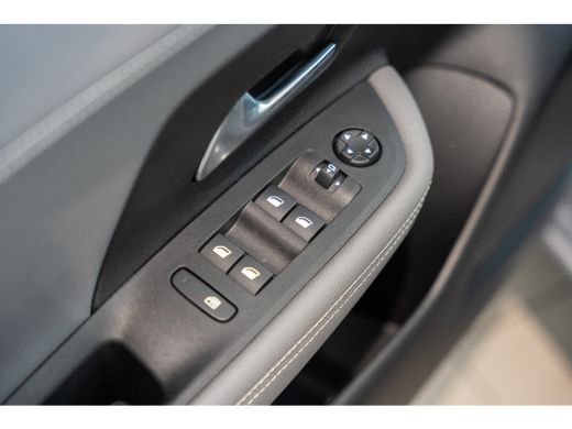 Opel Mokka 1.2 Turbo 130PK Elegance Automaat | Camera | Navigatie | Stoel & Stuurverwarming | Apple Carplay ... ActivLease financial lease