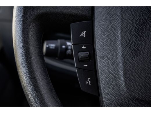 Peugeot Boxer 330 BlueHDi | Camera | Navigatie | Cruise | Airco | PDC | Euro 6 ActivLease financial lease