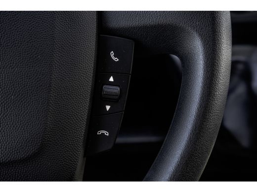 Peugeot Boxer 330 BlueHDi | Camera | Navigatie | Cruise | Airco | PDC | Euro 6 ActivLease financial lease