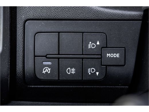 Peugeot Boxer 330 BlueHDi | Camera | Navigatie | Cruise | Airco | PDC | Euro 6 ActivLease financial lease