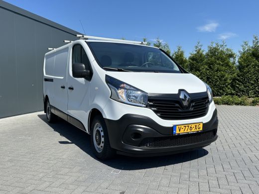 Renault Trafic 1.6 DCi 126 PK / L2H1 / 1e EIG. / DUBBELE SCHUIFDEUR / TREKHAAK / NAVI / AIRCO / CRUISE ActivLease financial lease