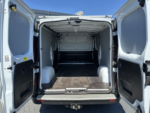 Renault Trafic 1.6 DCi 126 PK / L2H1 / 1e EIG. / DUBBELE SCHUIFDEUR / TREKHAAK / NAVI / AIRCO / CRUISE ActivLease financial lease