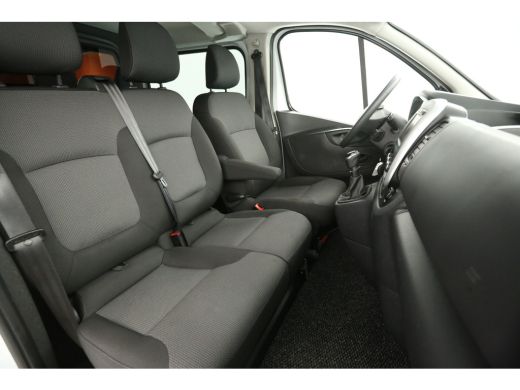 Renault Trafic 2.0 dCi 120 T29 L2H1 Dubbele Cabine Airco Cruise Navi 6 Persoons LED PDC Elektrpakket ActivLease financial lease