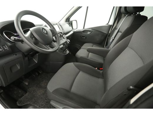 Renault Trafic 2.0 dCi 120 T29 L2H1 Dubbele Cabine Airco Cruise Navi 6 Persoons LED PDC Elektrpakket ActivLease financial lease