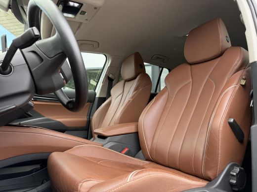 Skoda Enyaq iV 60 Aut | Full | Trekhaak | Leder | Navi | Camera | 21 inch | Climate Pack ActivLease financial lease