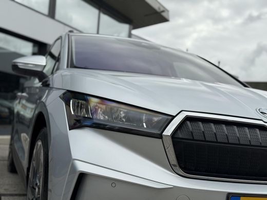 Skoda Enyaq iV 60 Aut | Full | Trekhaak | Leder | Navi | Camera | 21 inch | Climate Pack ActivLease financial lease