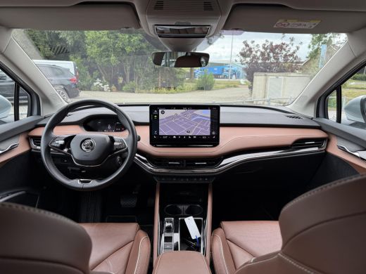 Skoda Enyaq iV 60 Aut | Full | Trekhaak | Leder | Navi | Camera | 21 inch | Climate Pack ActivLease financial lease