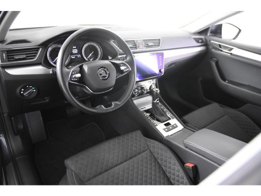 Skoda Superb Combi 1.4 TSI iV Hybrid *1ste Eigenaar*Navigatie*Stoelverwarming* ActivLease financial lease