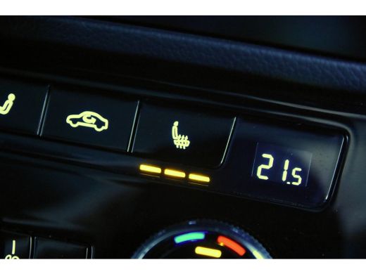 Skoda Superb Combi 1.4 TSI iV Hybrid *1ste Eigenaar*Navigatie*Stoelverwarming* ActivLease financial lease