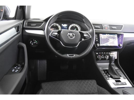 Skoda Superb Combi 1.4 TSI iV Hybrid *1ste Eigenaar*Navigatie*Stoelverwarming* ActivLease financial lease