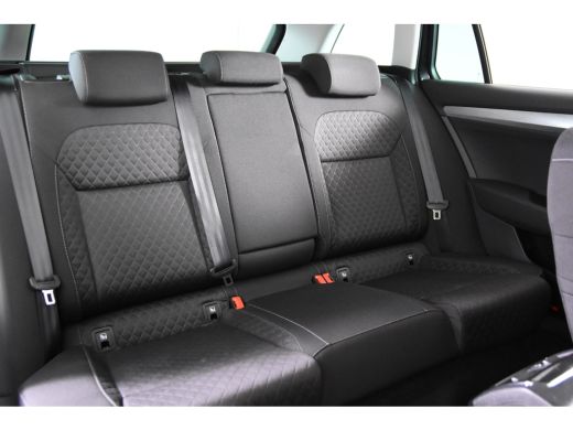 Skoda Superb Combi 1.4 TSI iV Hybrid *1ste Eigenaar*Navigatie*Stoelverwarming* ActivLease financial lease