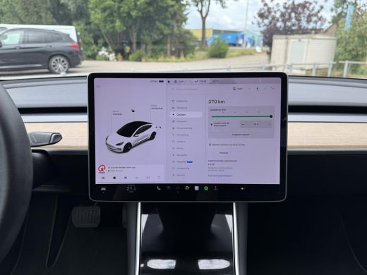 Tesla Model 3 Aut. Range Plus | Autopilot | Panorama | Leder | Navi | Camera | ActivLease financial lease