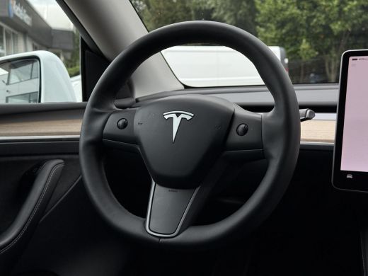 Tesla Model Y Aut. Range Plus Leder | Trekhaak Autopilot | Panorama ActivLease financial lease