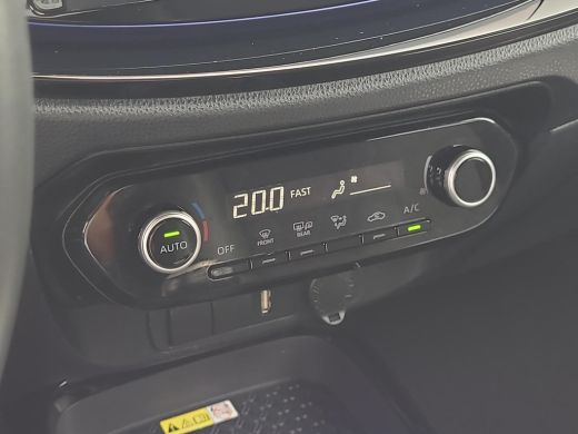 Toyota Aygo 1.0 VVT-i MT Envy | Apple CarPlay | Climate Control | Rijklaarprijs incl. garantie | ActivLease financial lease
