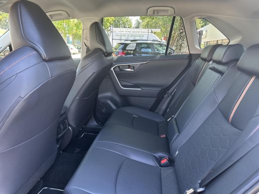 Toyota RAV4 2.5 Hybrid AWD ADVENTURE ActivLease financial lease
