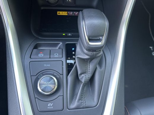 Toyota RAV4 2.5 Hybrid AWD ADVENTURE ActivLease financial lease