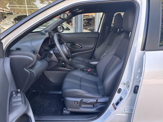 Toyota Yaris Cross 1.5 Hybrid AWD Adventure ActivLease financial lease