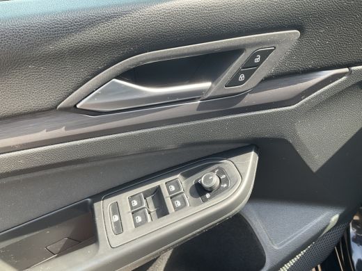 Volkswagen Golf 1.5 TSI Style Pano.dak Massage Sfeerverl Adap.Cruise Carplay Led Memory Uitstraling! ActivLease financial lease